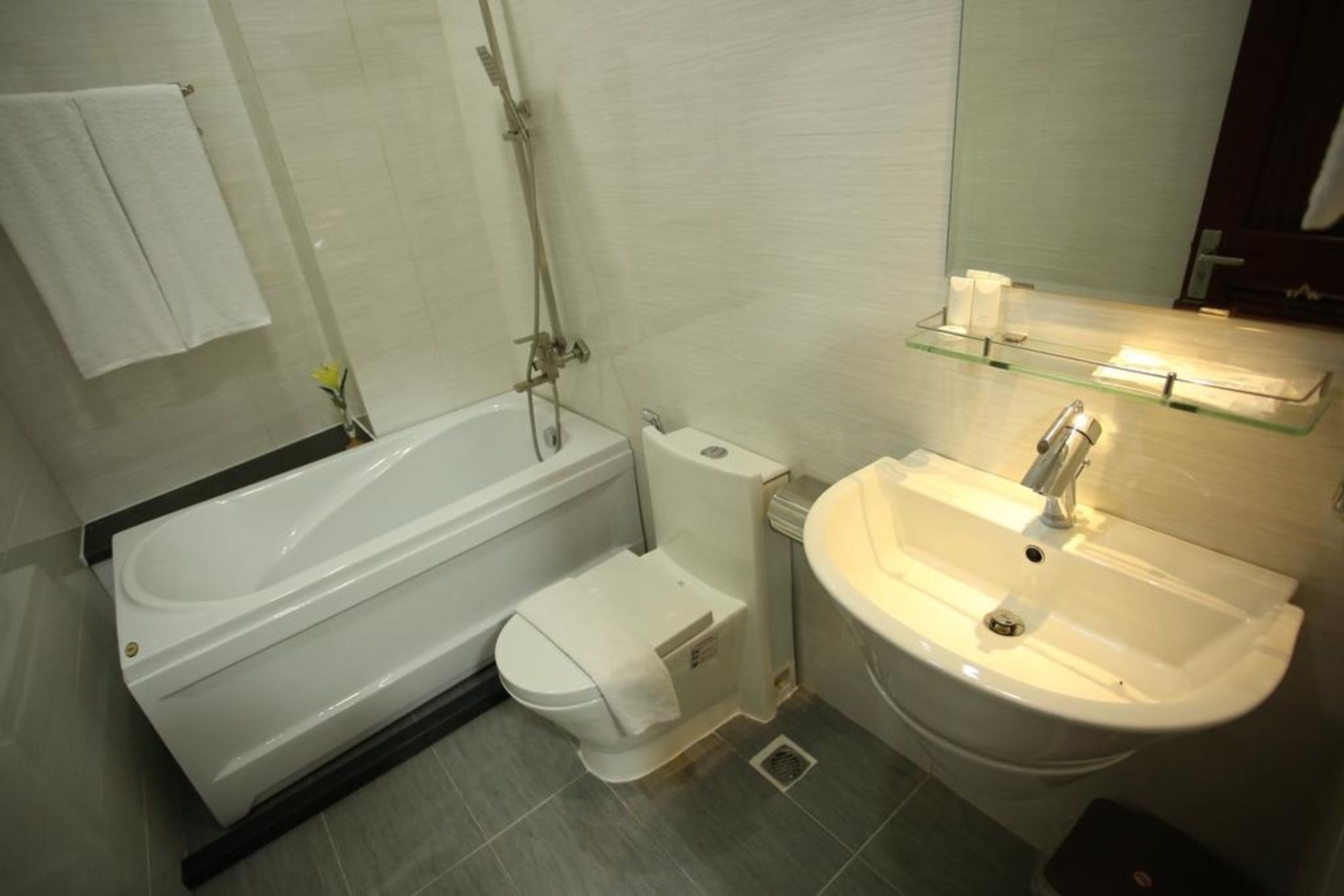 Căn hộ Diamond Luxury Ben Thanh